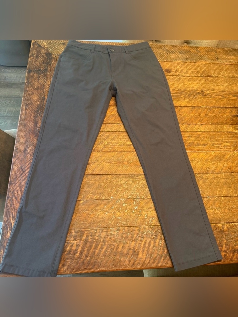 Men's Vuori Straight Fit Dark Gray Performance Pants (Size 31)